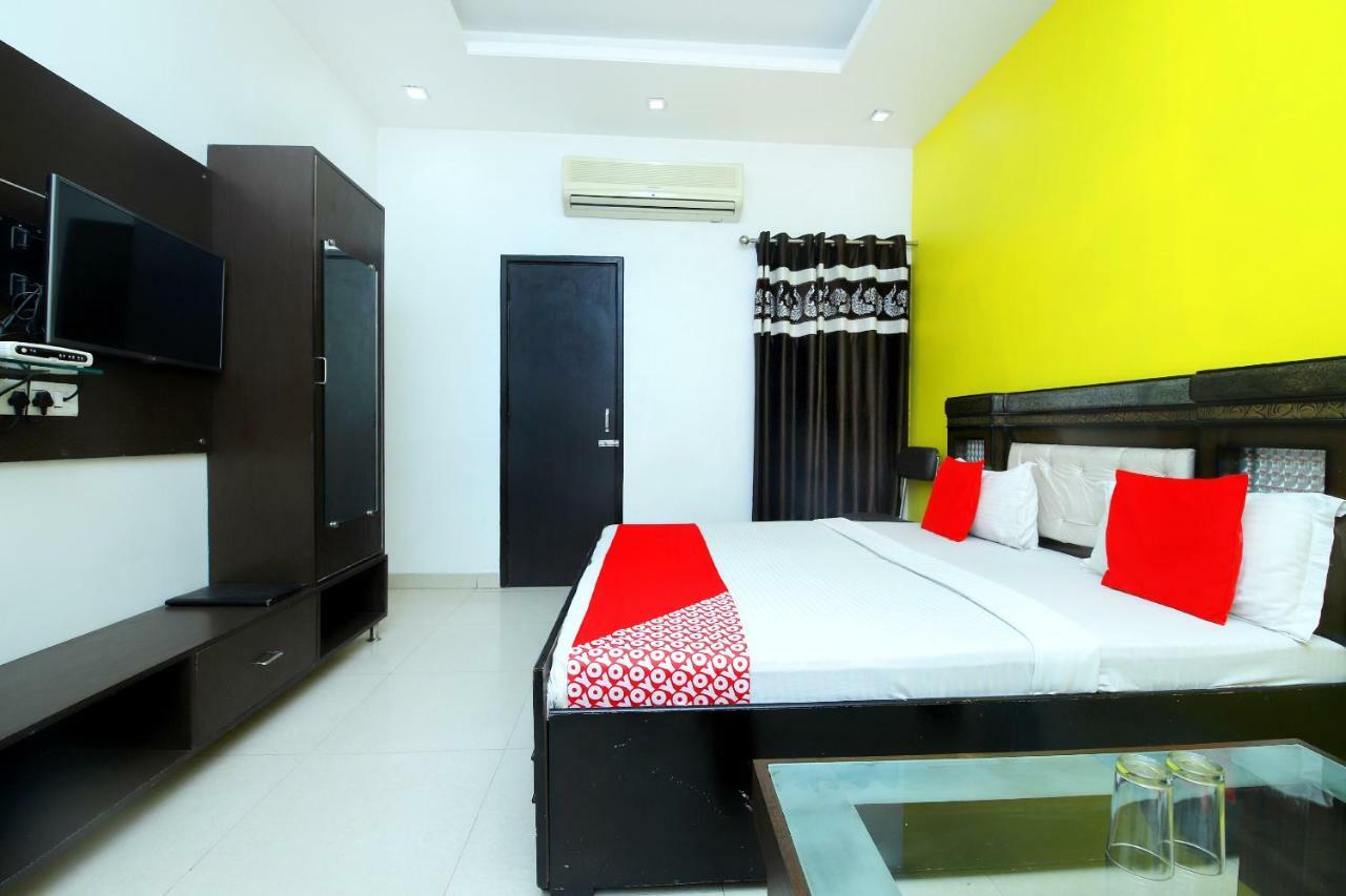 Hotel Oyo 44541 Nanda Amritsar